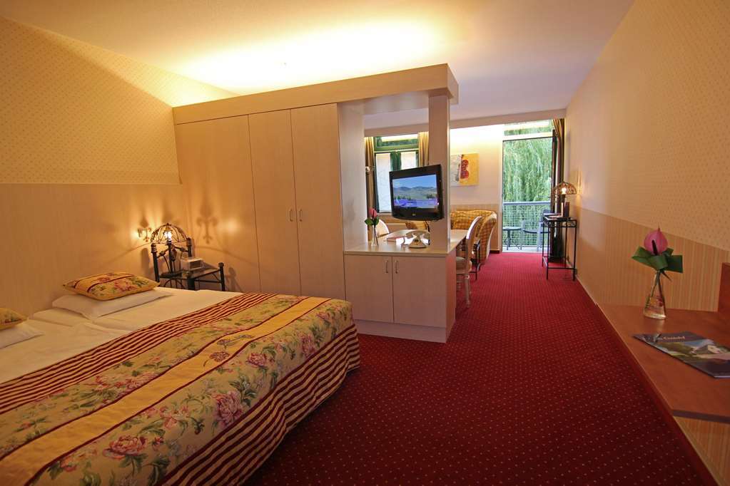 Отель Restaurant Oolderhof Bv Рурмонд Номер фото