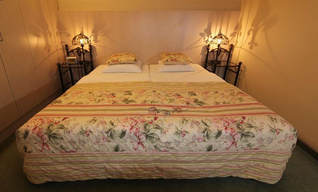 Отель Restaurant Oolderhof Bv Рурмонд Номер фото